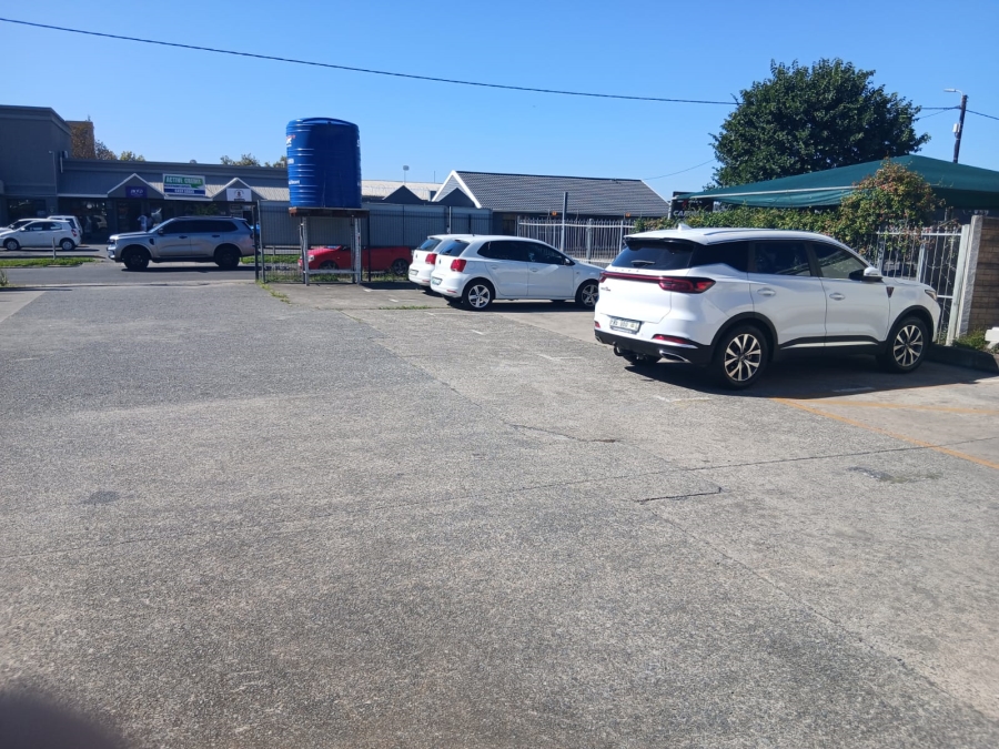 Commercial Property for Sale in Vincent Eastern Cape